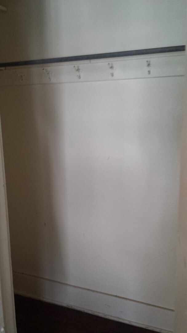 Building Photo - -1214