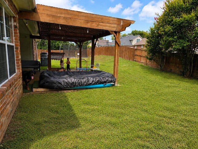 Building Photo - 11652 Belle Manor Dr