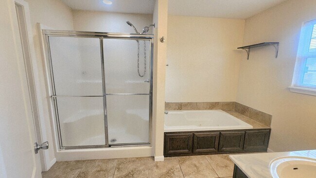Building Photo - Hme in Waynesville