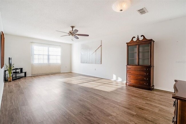 Building Photo - 1706 Belleair Forest Dr