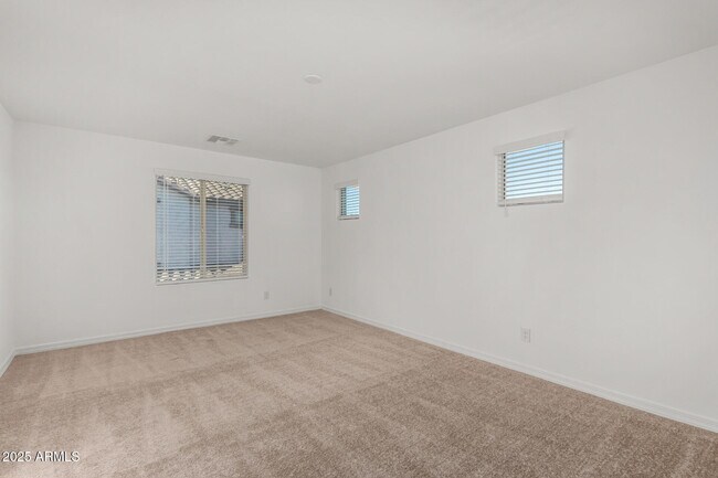 Building Photo - 14633 W Sand Hills Rd