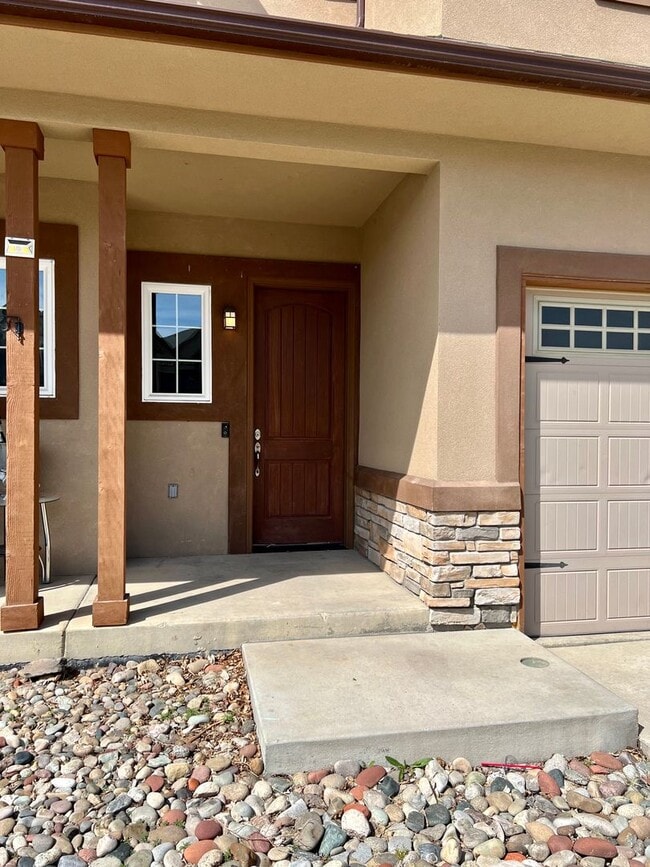 Building Photo - Townhome at Enclave for Rent in Rifle