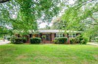Building Photo - 5122 Lavista Rd