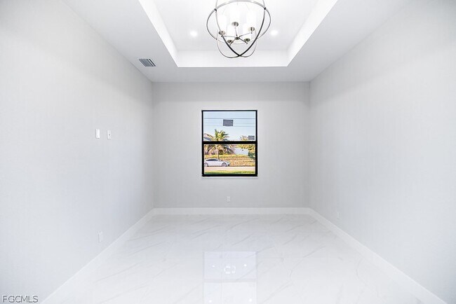 Building Photo - 3313 36th St SW