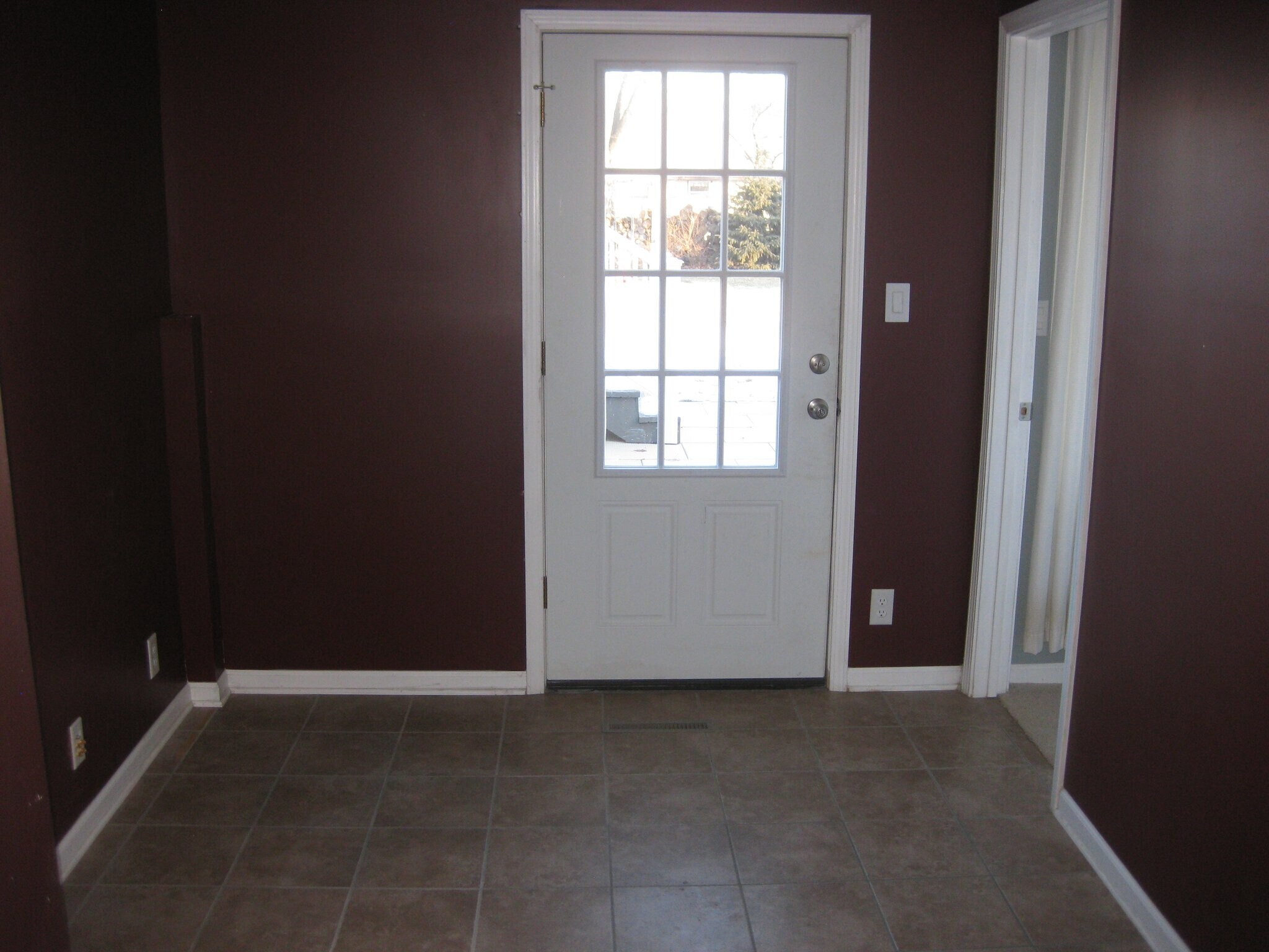 Building Photo - 1104 Hayden Dr