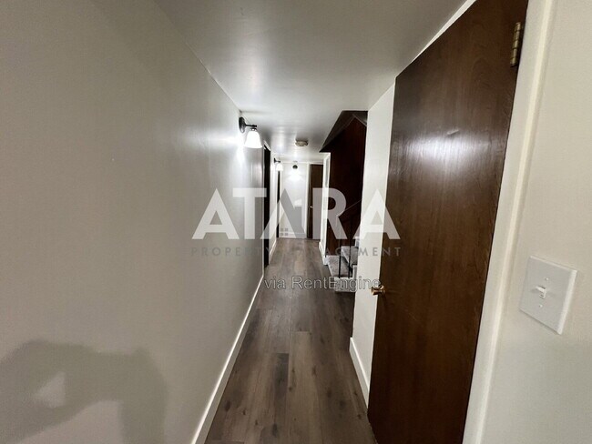 Building Photo - 270 2020 N