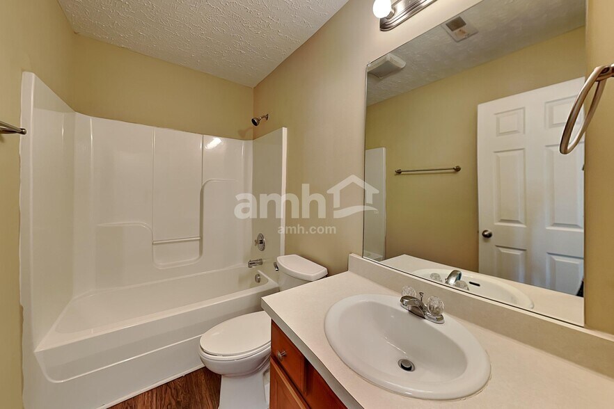 Building Photo - 377 Stewart Springs Dr