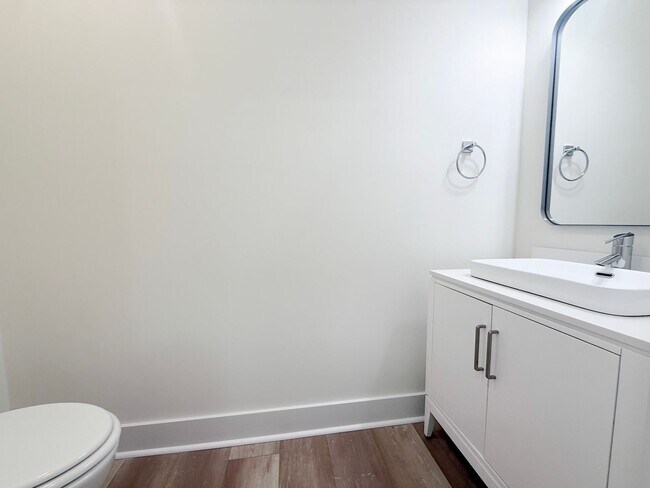 Building Photo - Luxury 3-Bedroom Home with Office, 2-Car Garage & Maintenance-Free Living