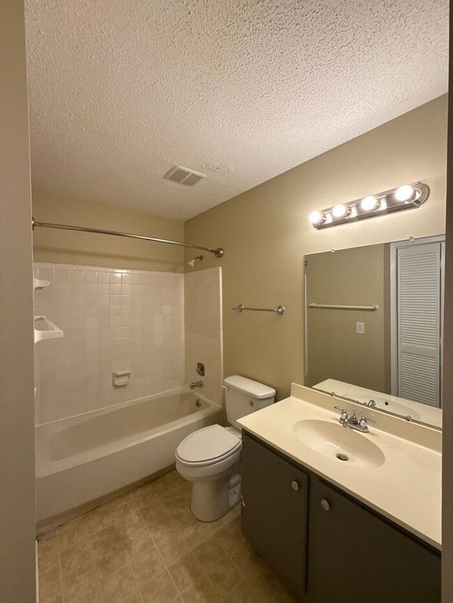 Building Photo - T.R. Lawing Realty Property
