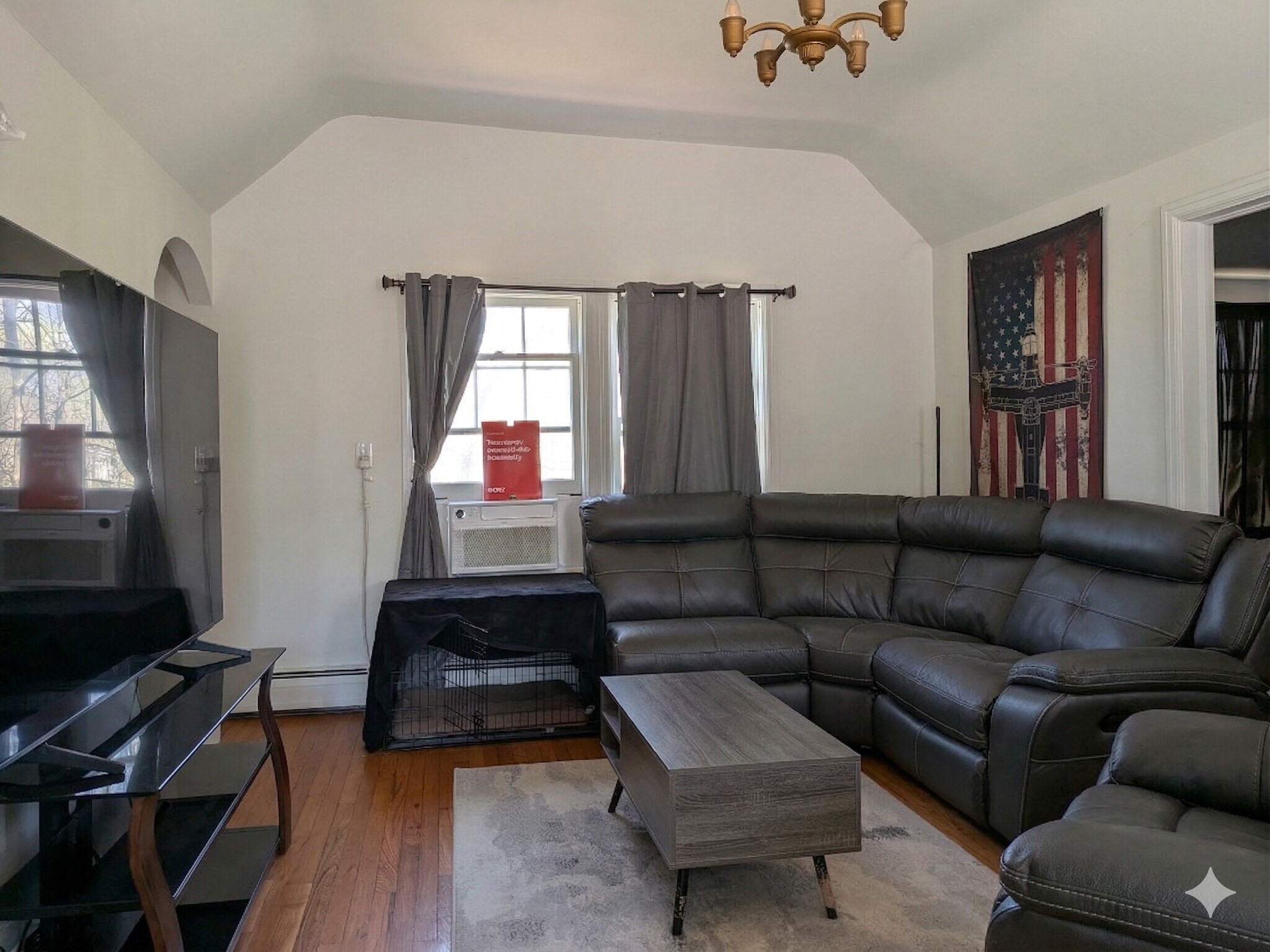 Building Photo - 900 Cherry Alley