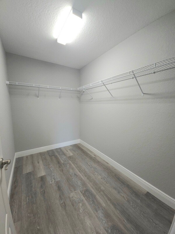 Building Photo - 7 Spruce Loop Way