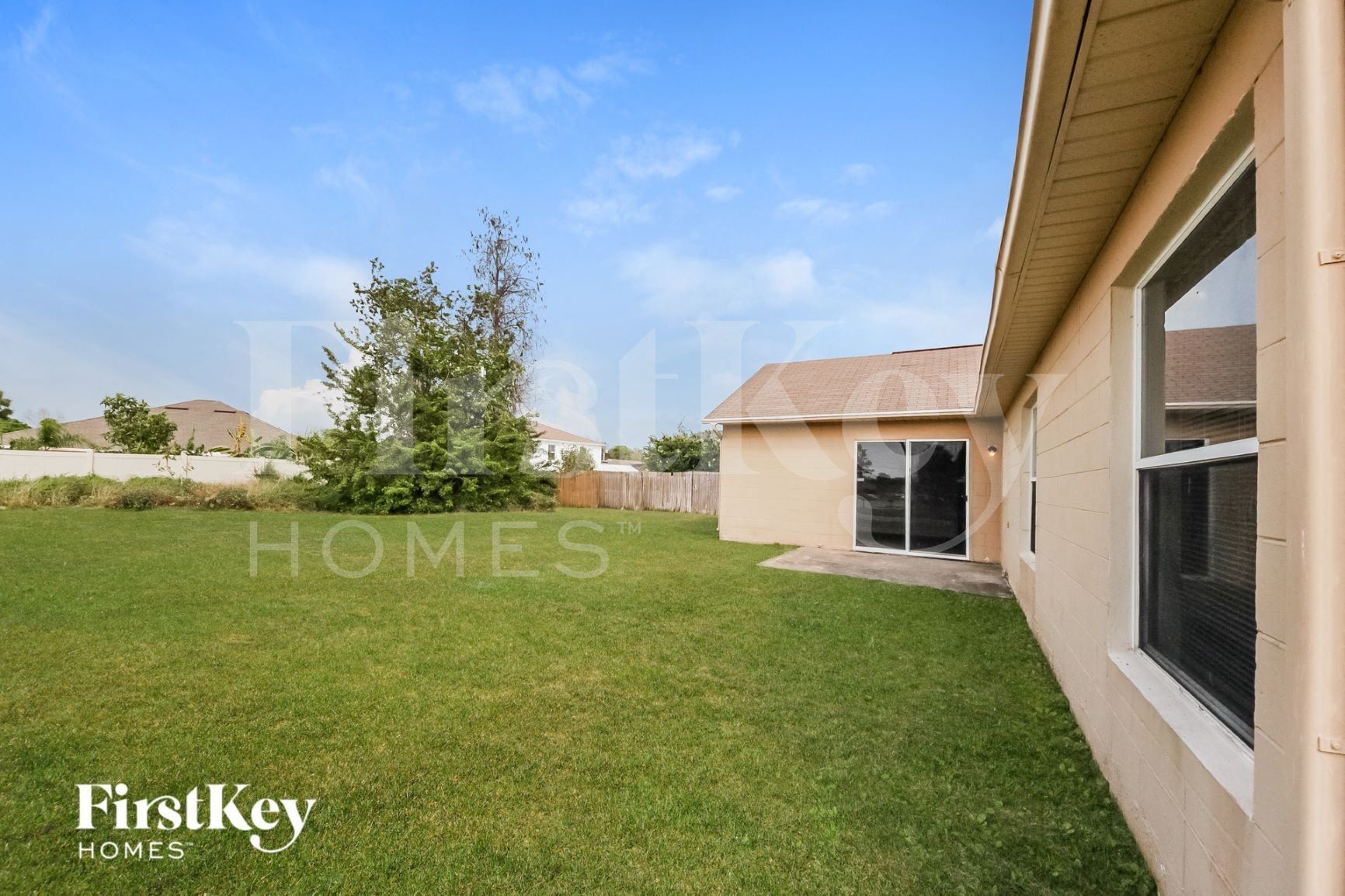 Building Photo - 256 Canterbury Ct