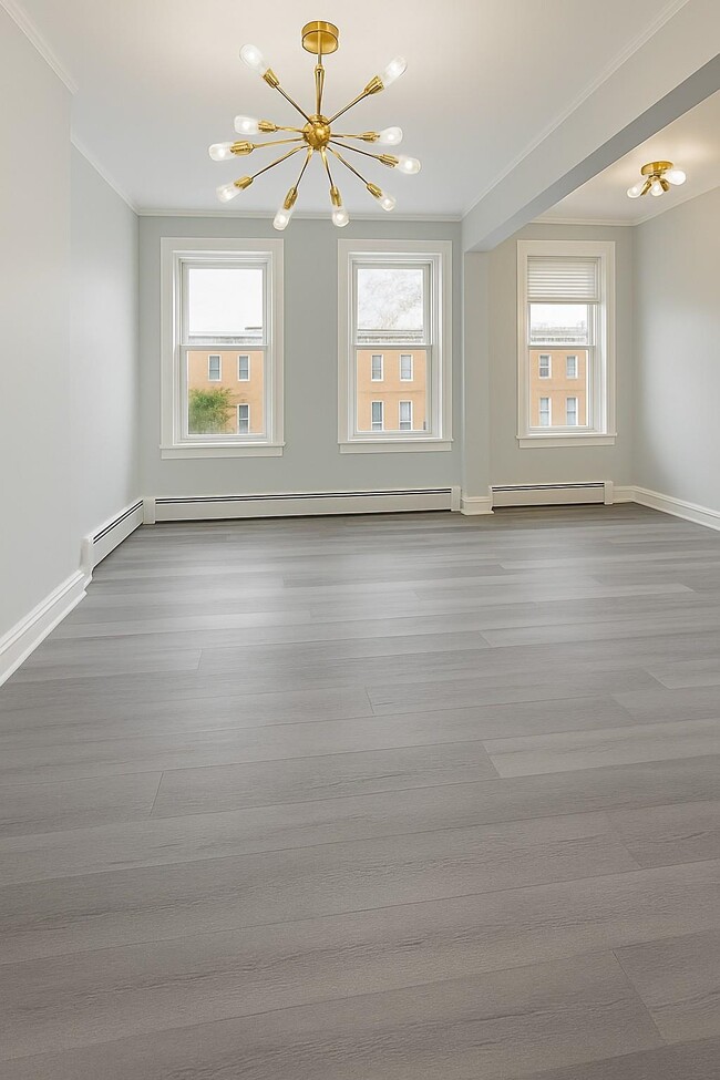 Building Photo - 396 Woodlawn Ave