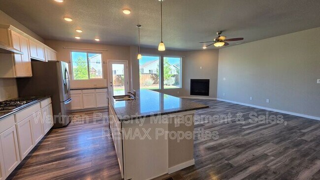 Building Photo - 9638 Vistas Park Dr