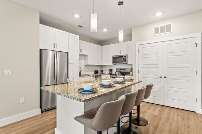 Building Photo - 12580 Windy Pointe Lp