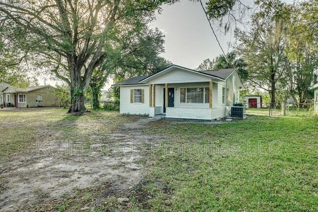 Building Photo - 225 Tuscarora St