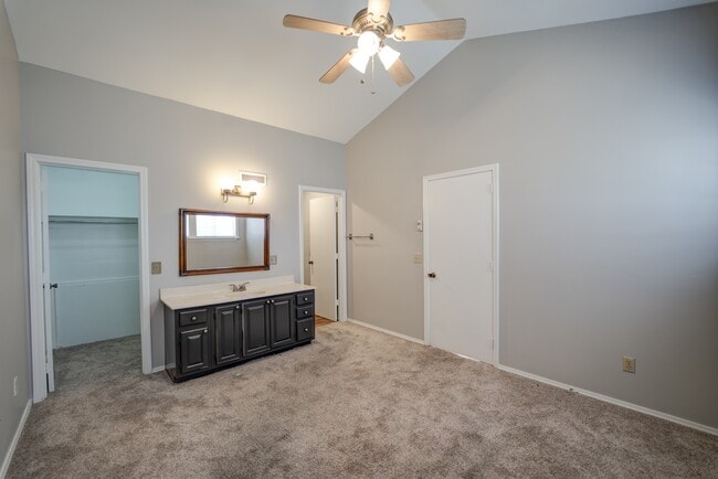 Building Photo - 13811 Turnberry Ln