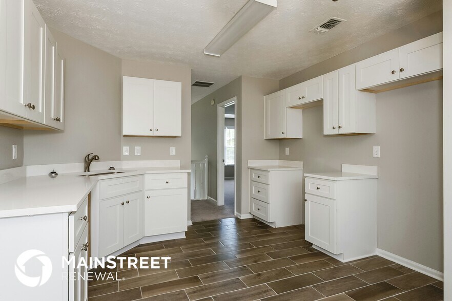 Building Photo - 144 Leguin Forest Dr