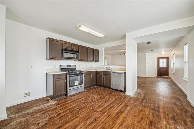Building Photo - 29419 Legends Stone Dr