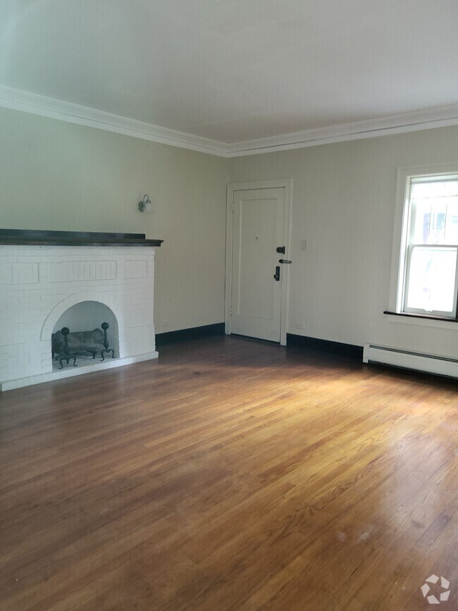 Building Photo - 506 N Cuyler Ave