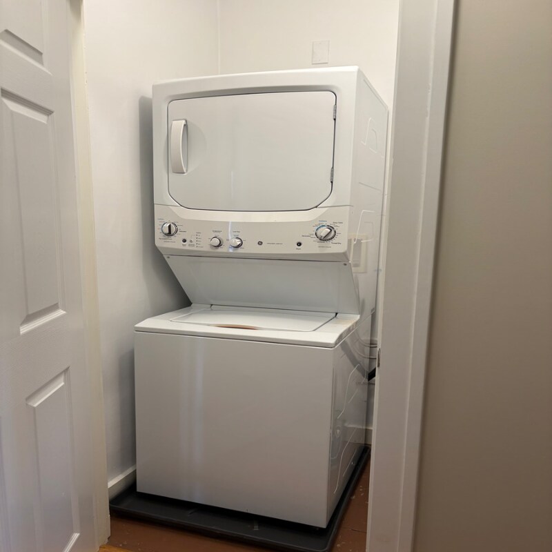 Building Photo - 26 Robin Rd