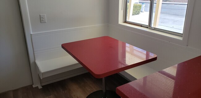 Building Photo - Excellent, Well Preserved and Restored 3 Bedroom Home - Available Soon!