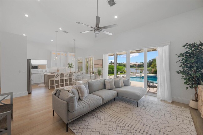 Building Photo - 4145 Bahia Isle Cir