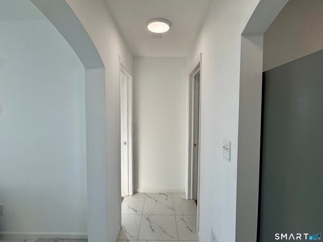 Building Photo - 41 Young Dixon Way