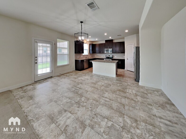 Building Photo - 13725 James Buchanan St