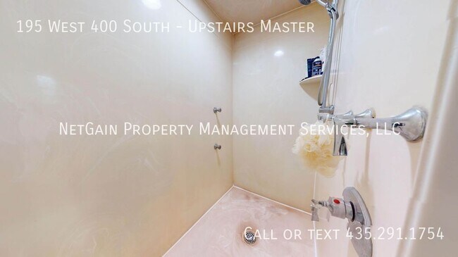 Building Photo - 195 W 400 S