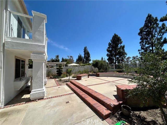 Building Photo - 8132 E Hillsdale Dr