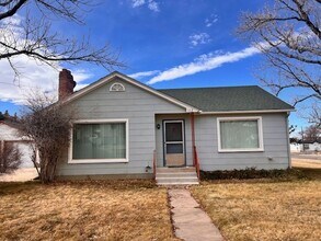 Building Photo - 2 Bed 1 Bath House in Scenic Parowan