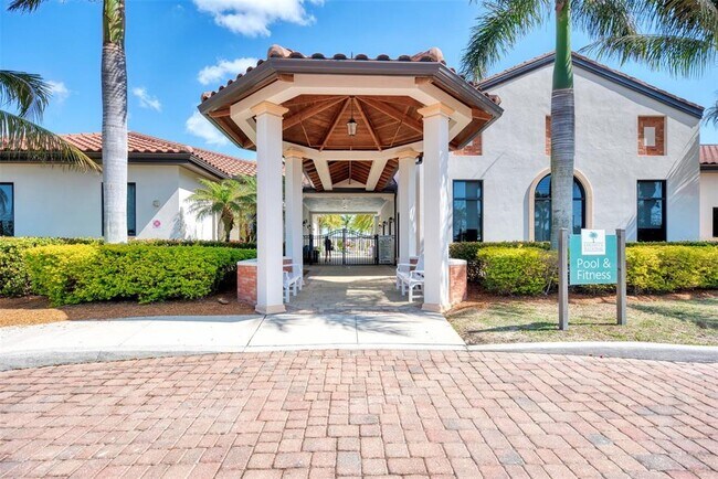 Building Photo - 10796 Tarflower Dr