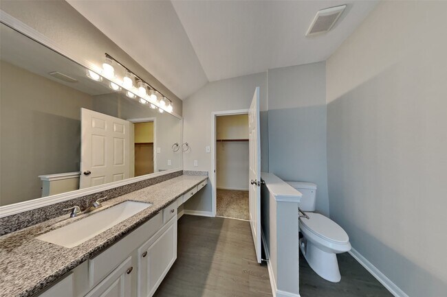 Building Photo - 16519 Cypress Thicket Dr