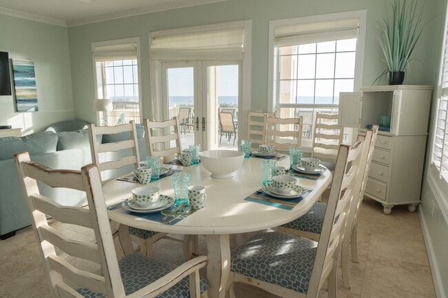 Building Photo - Beautiful 7-Bedroom Beachfront Home on 30A