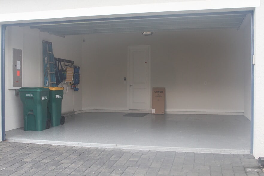 Building Photo - 14625 Kingfisher Loop