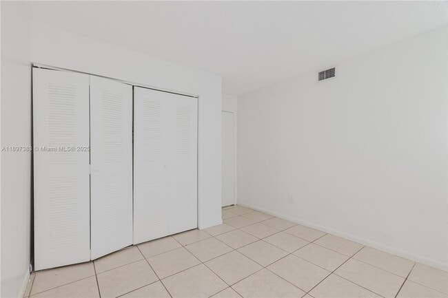 Building Photo - 2020 NW 119th St