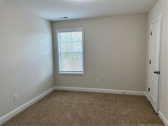 Building Photo - 137 Ledford Ave