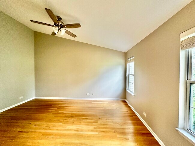 Building Photo - 1226 Clearview Ct