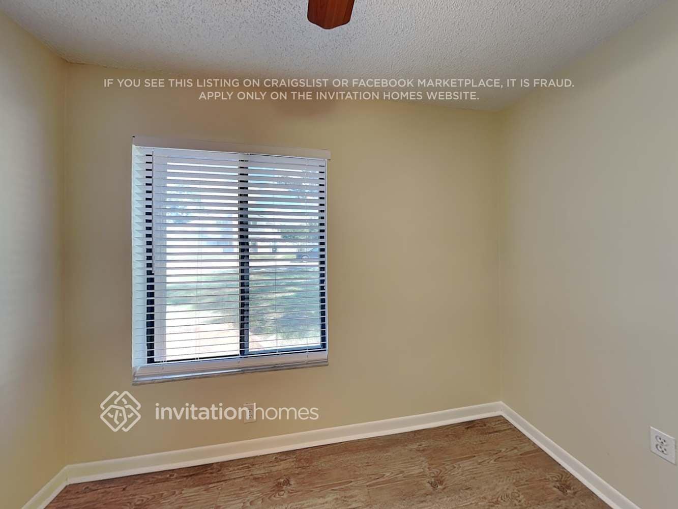 Building Photo - 8201 Helena Dr