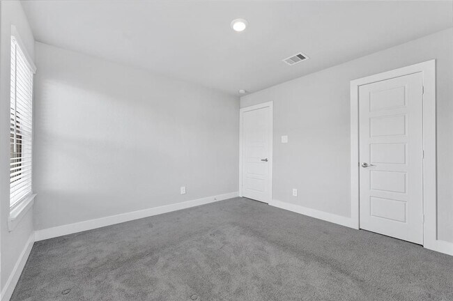 Building Photo - 10329 S Goshawk Trl