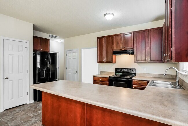 Building Photo - 1056 S Philwood Ct