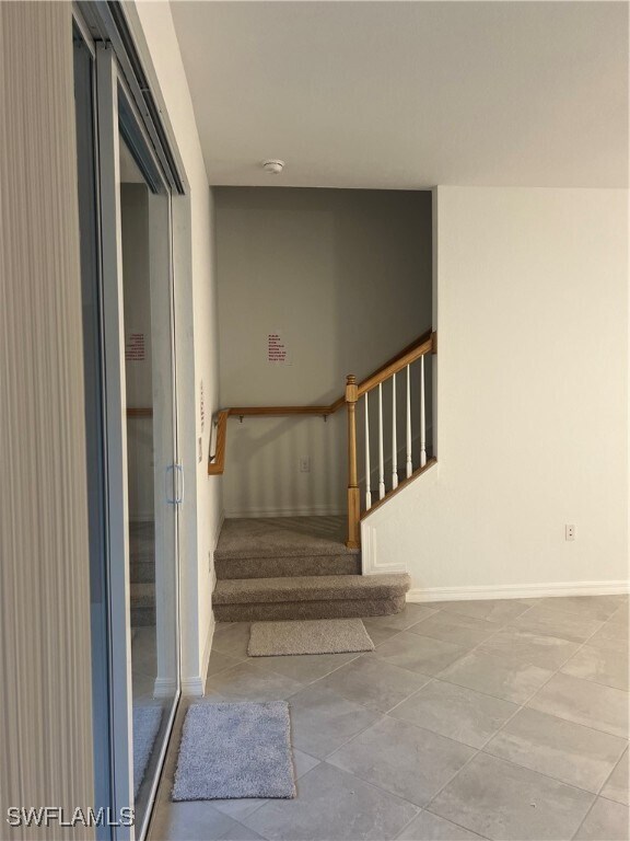 Building Photo - 2827 Blossom Wy