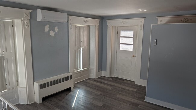 Building Photo - 92 N Franklin St