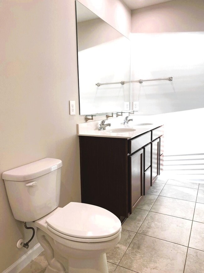 Building Photo - 106 Pummelo Pl