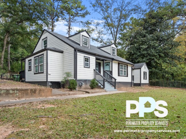 Building Photo - 1527 Mayflower Ave SW