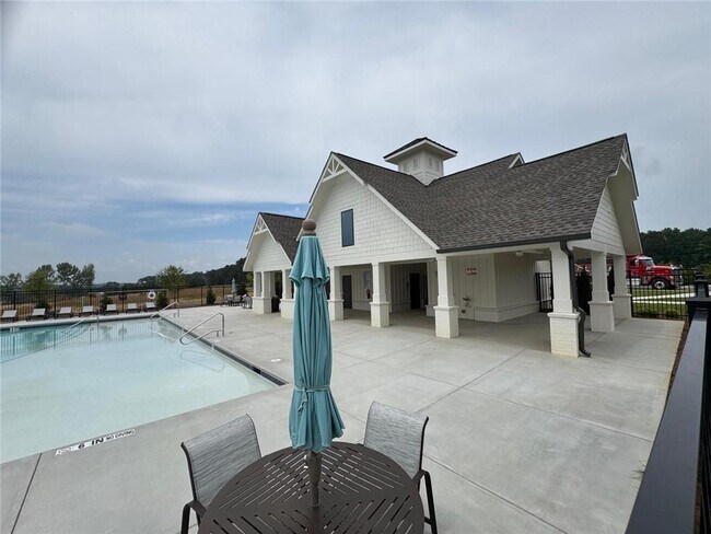 Building Photo - 5289 Frontier Ct