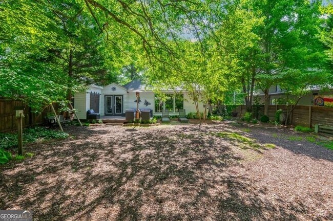 Building Photo - 168 Garland Ave