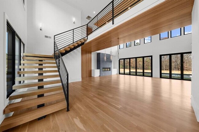 Building Photo - 2386 Trinity Church Rd