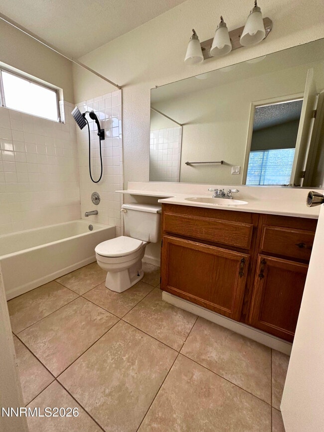 Building Photo - 1841 Burnside Dr